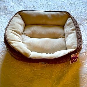 💥NWOT💥 Plush Pet Bed